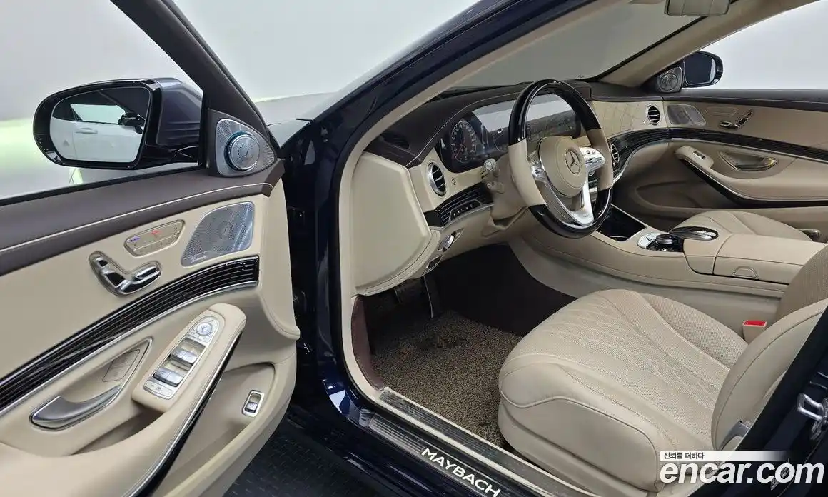 Mercedes-Benz S-Class 2018 4.0 Автомат в Москве № 178032, фото 9