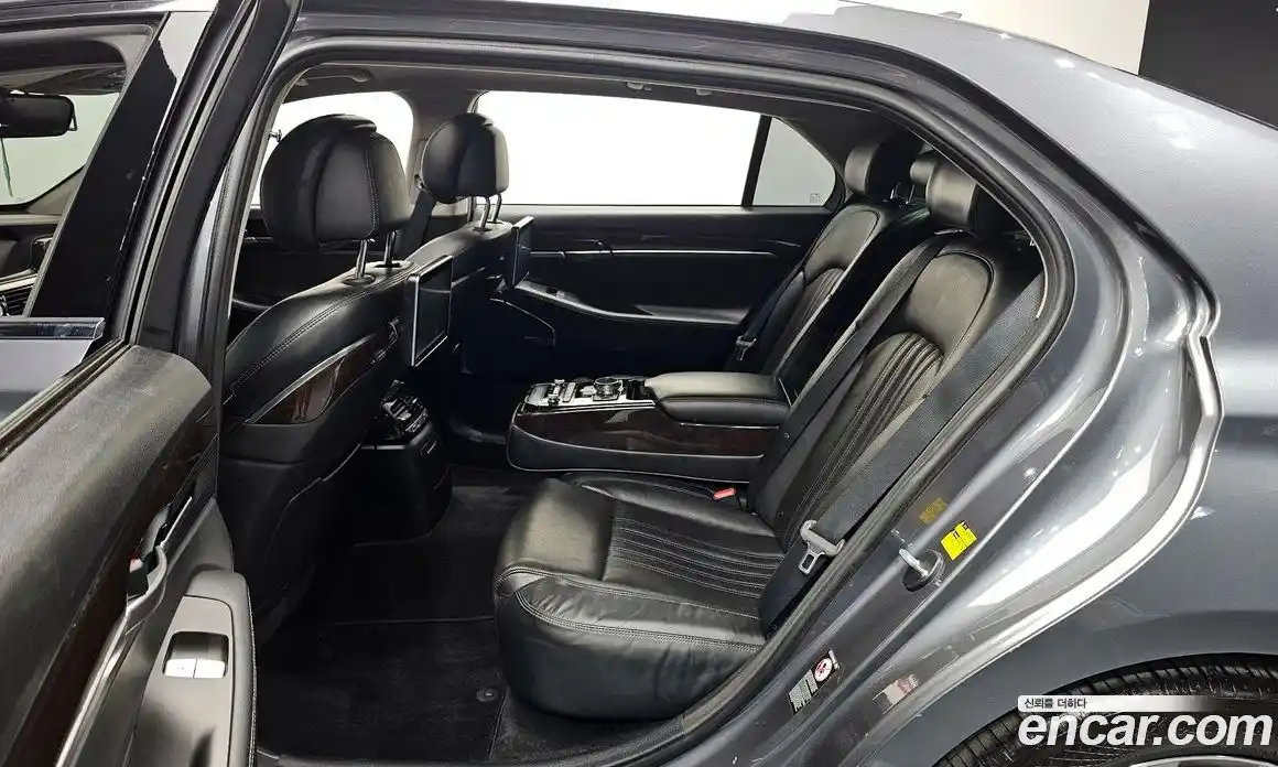 Genesis EQ900 2016 3.8 Автомат в Москве № 18210, фото 1