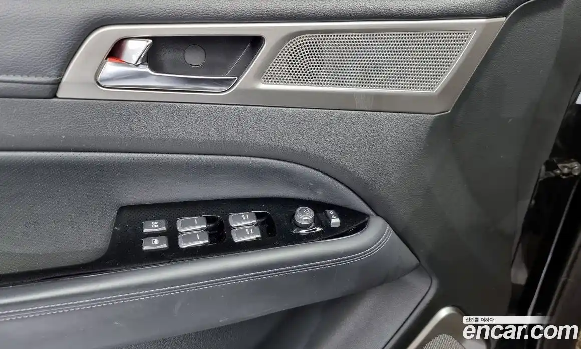 SsangYong Rexton 2018 2.2 Автомат в Москве № 1866, фото 14