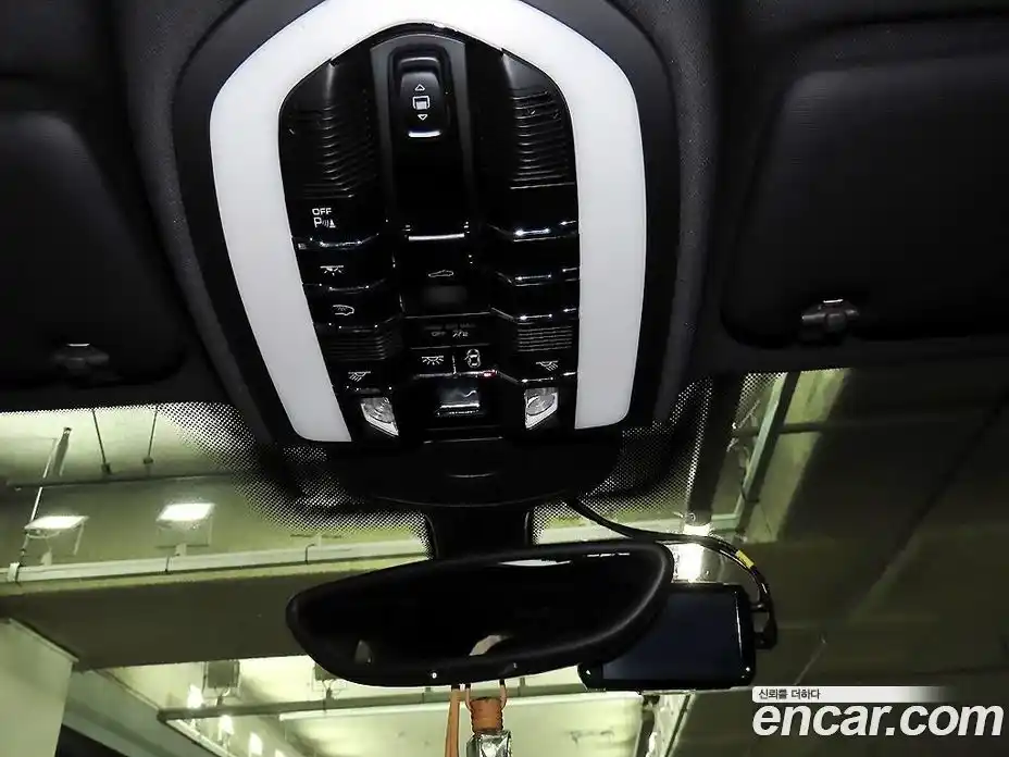 Porsche Cayenne 2017 3.0 Автомат в Москве № 186897, фото 15