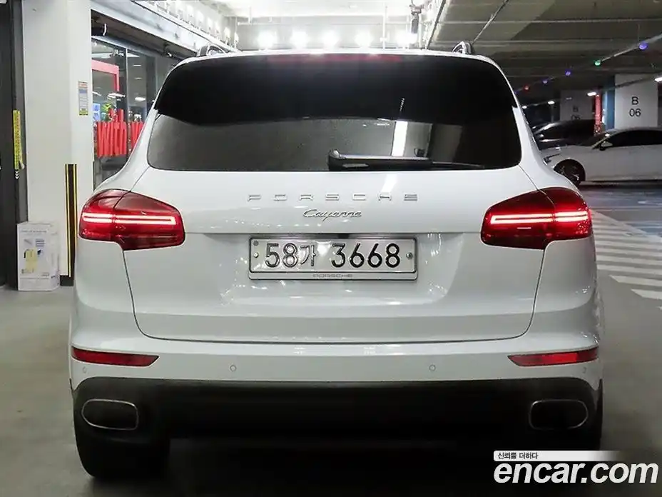 Porsche Cayenne 2017 3.0 Автомат в Москве № 186897, фото 5