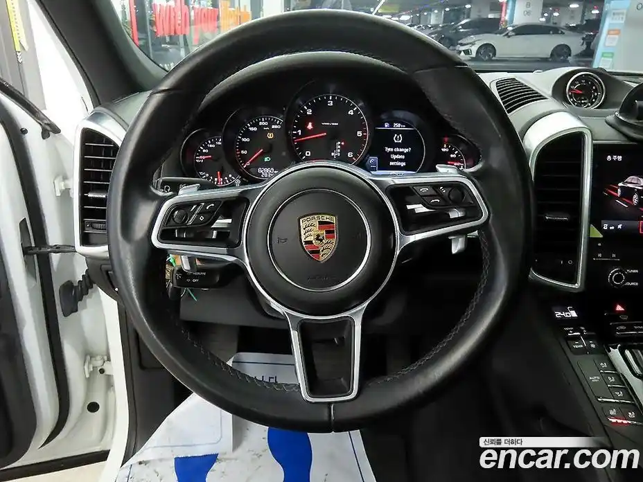 Porsche Cayenne 2017 3.0 Автомат в Москве № 186897, фото 8