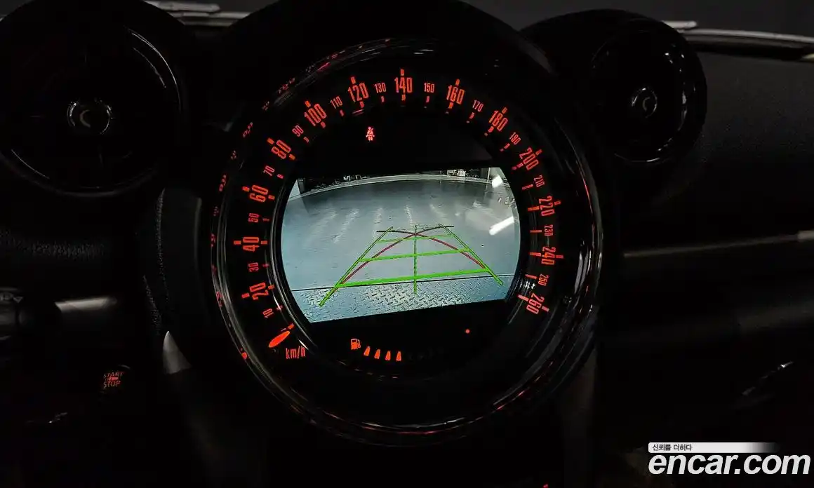 Mini Countryman 2015 2.0 Автомат в Москве № 190081, фото 16