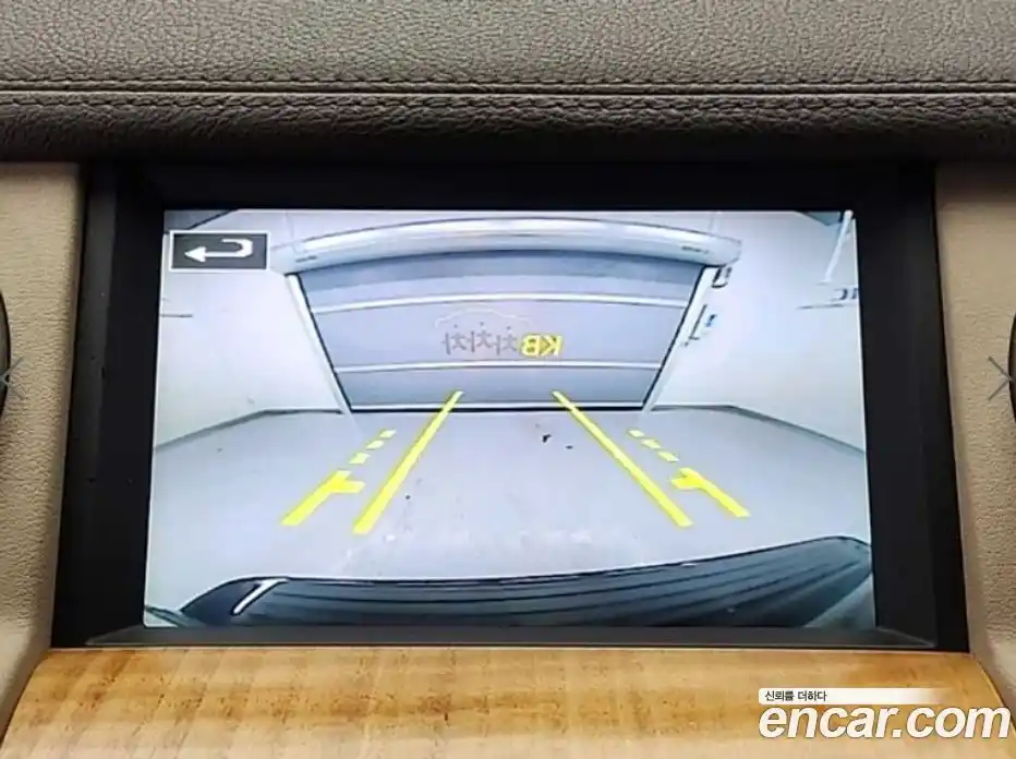 Land Rover Discovery 2015 3.0 Автомат в Москве № 190610, фото 14