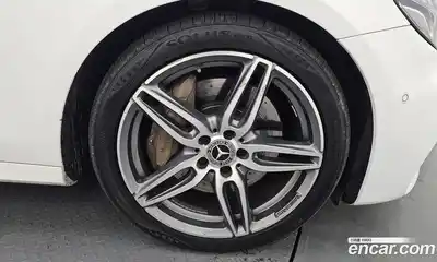 Mercedes-Benz E-Class 2019 2.0 Автомат в Москве № 195697, миниатюра 5