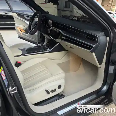 Audi A6 2021 3.0 Автомат в Москве № 196849, миниатюра 9