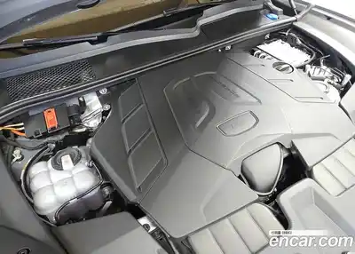 Porsche Cayenne 2024 3.0 Автомат в Москве № 197854, миниатюра 6