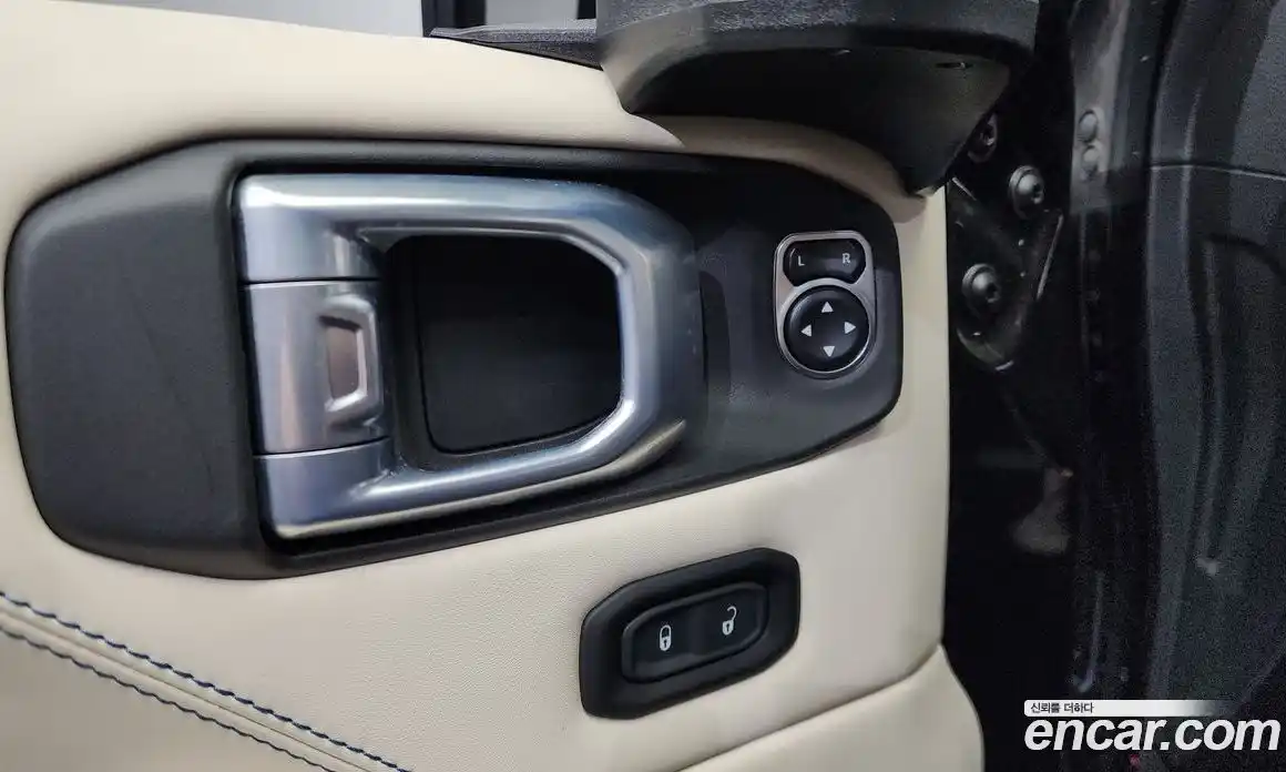 Jeep Gladiator 2022 3.6 Автомат в Москве № 199419, фото 13