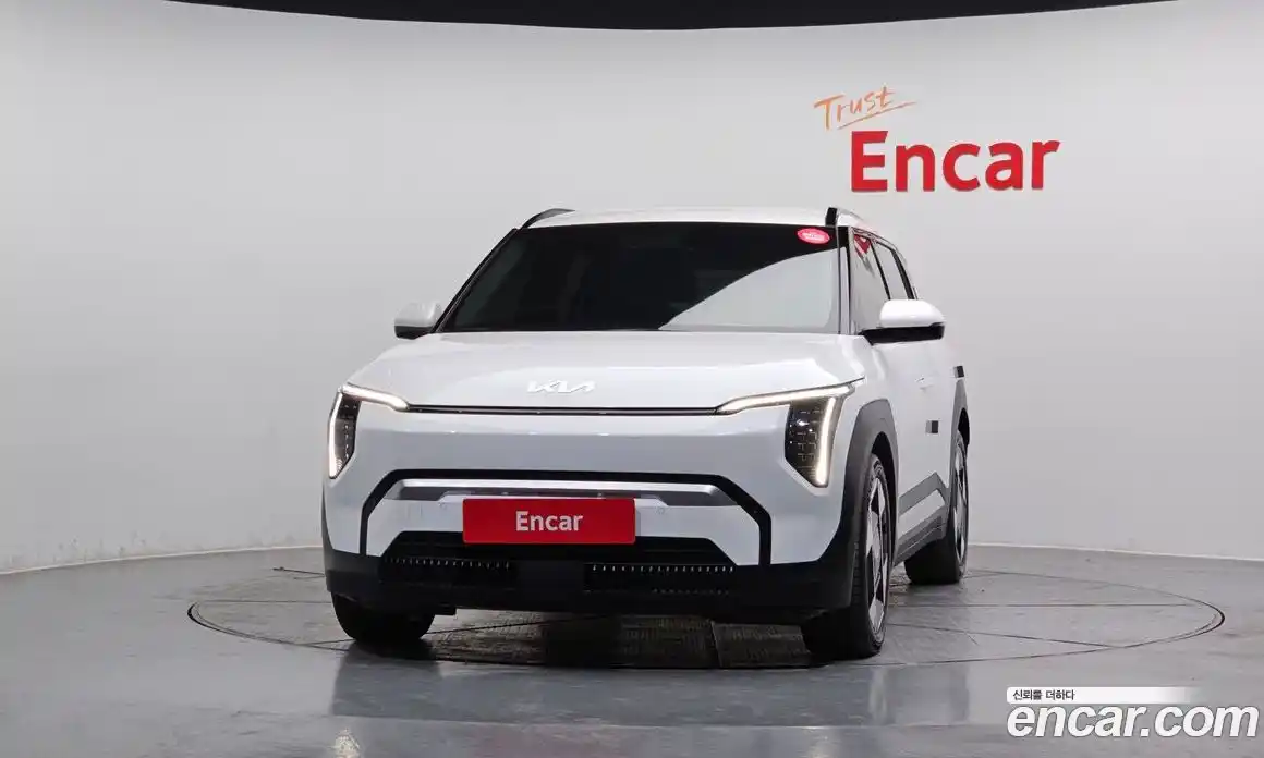 Kia EV3 2025 0.2 Автомат в Москве № 20049, фото 1