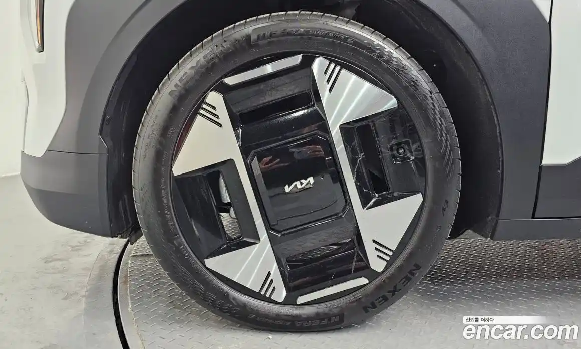 Kia EV3 2025 0.2 Автомат в Москве № 20049, фото 7