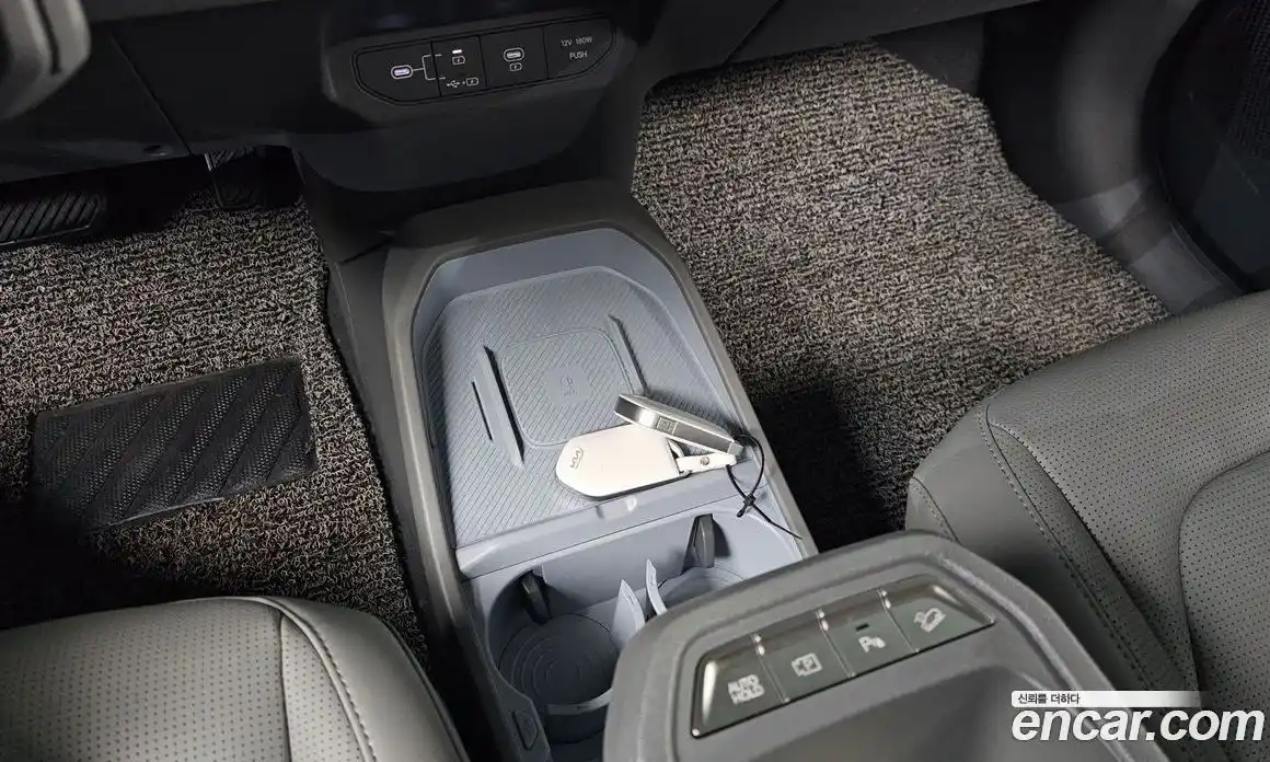 Kia EV3 2025 0.2 Автомат в Москве № 20049, фото 8