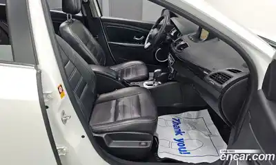 Renault SM3 2014 1.6 Автомат в Москве № 208699, миниатюра 5