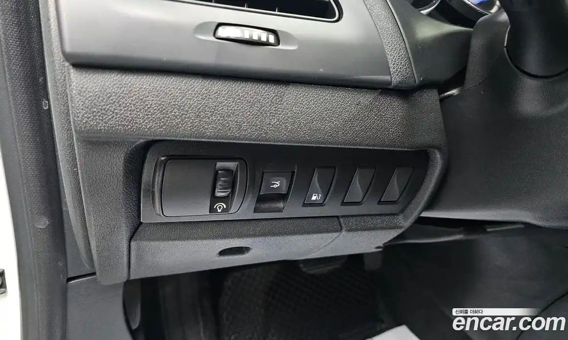 Renault SM3 2014 1.6 Автомат в Москве № 208699, фото 9