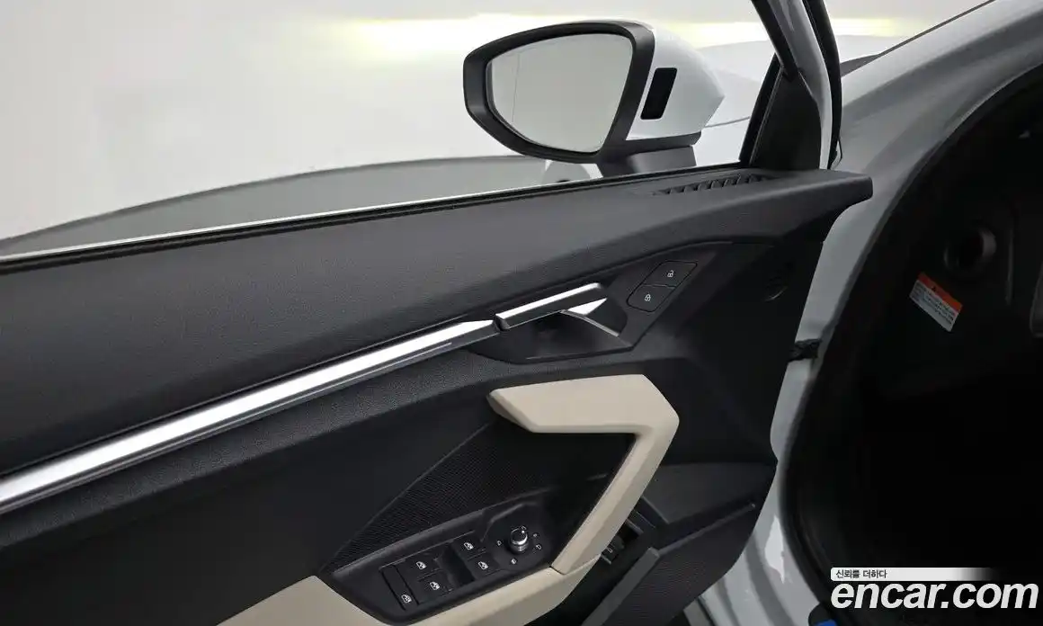 Audi A3 2023 2.0 Автомат в Москве № 210922, фото 12