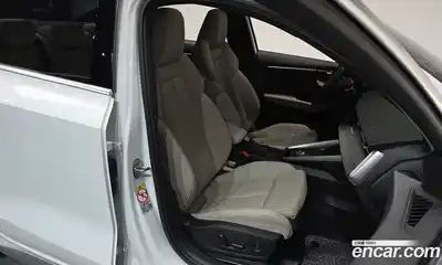 Audi A3 2023 2.0 Автомат в Москве № 210922, миниатюра 9