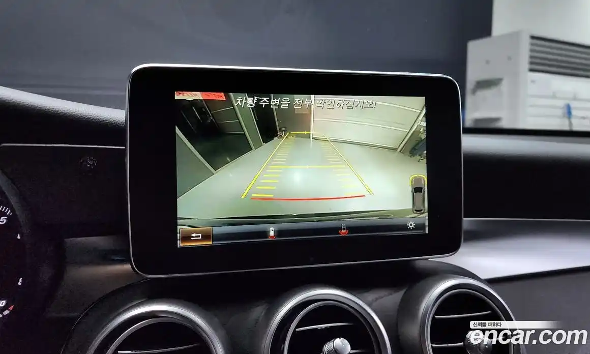 Mercedes-Benz GLC-Class 2019 2.0 Автомат в Москве № 211956, фото 15