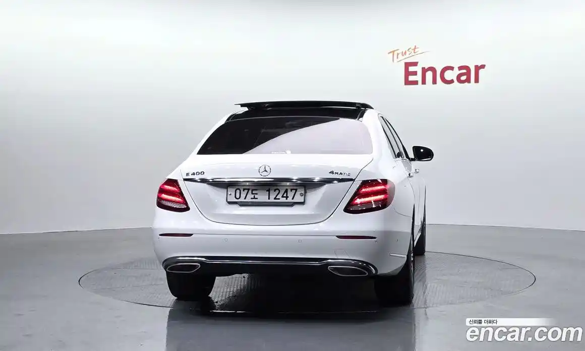 Mercedes-Benz E-Class 2017 3.0 Автомат в Москве № 212028, фото 14