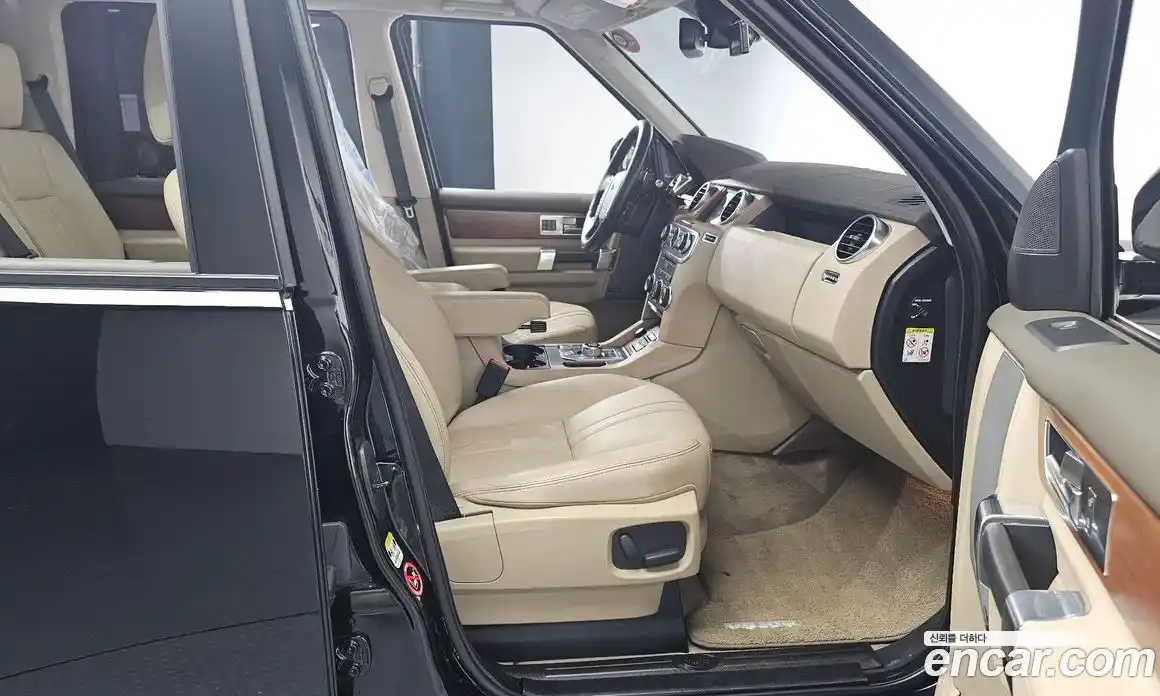 Land Rover Discovery 2016 3.0 Автомат в Москве № 213622, фото 11