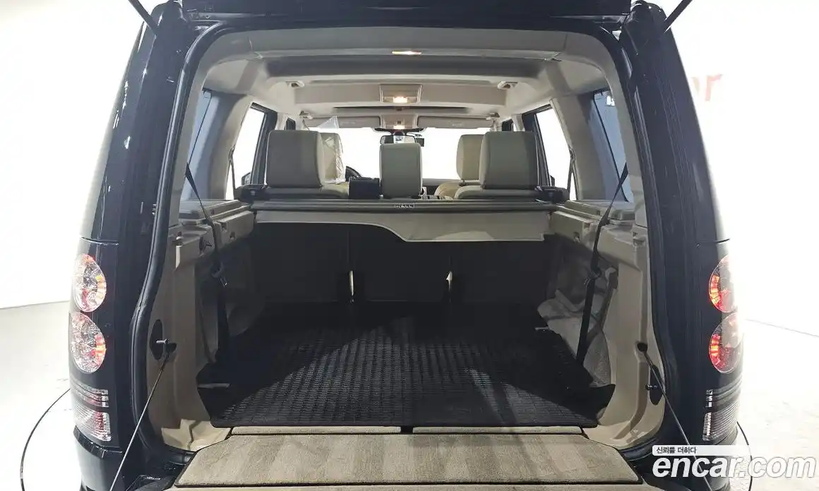 Land Rover Discovery 2016 3.0 Автомат в Москве № 213622, фото 20