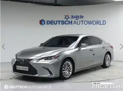 Lexus ES, 2019