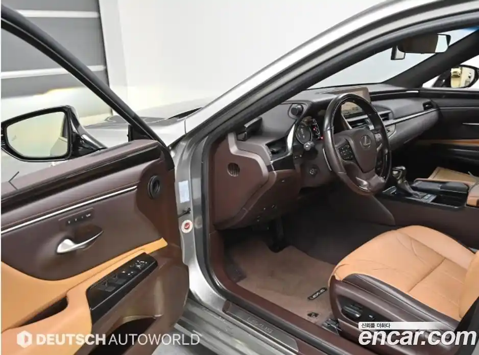 Lexus ES 2019 2.5 Автомат в Москве № 214862, фото 11