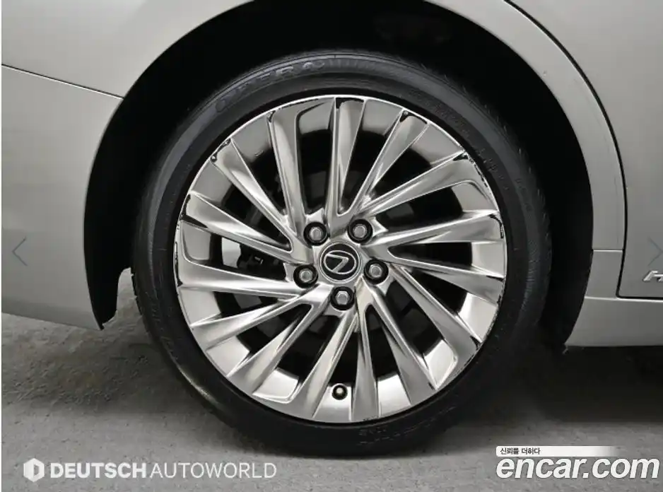 Lexus ES 2019 2.5 Автомат в Москве № 214862, фото 6