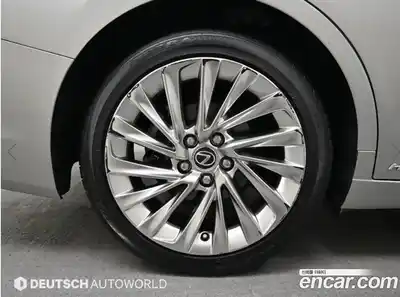 Lexus ES 2019 2.5 Автомат в Москве № 214862, миниатюра 6