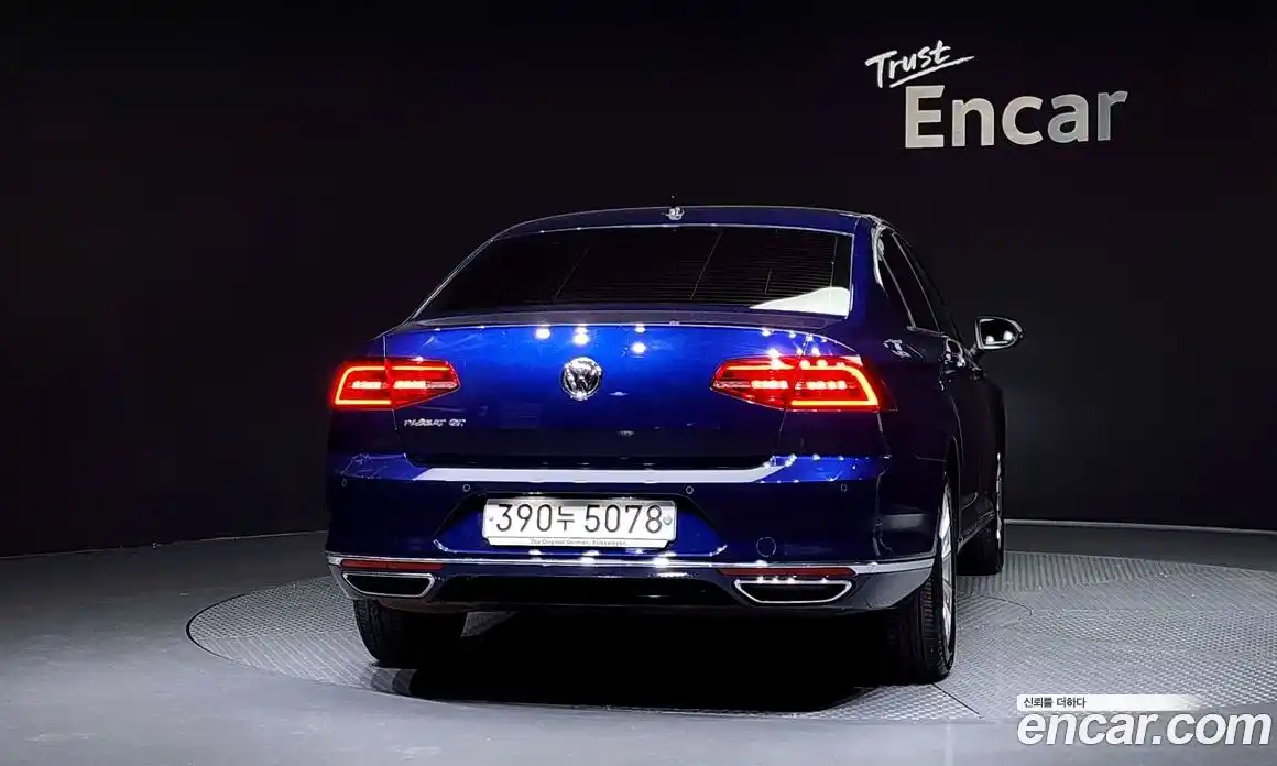 Volkswagen Passat 2018 2.0 Автомат в Москве № 215044, фото 20