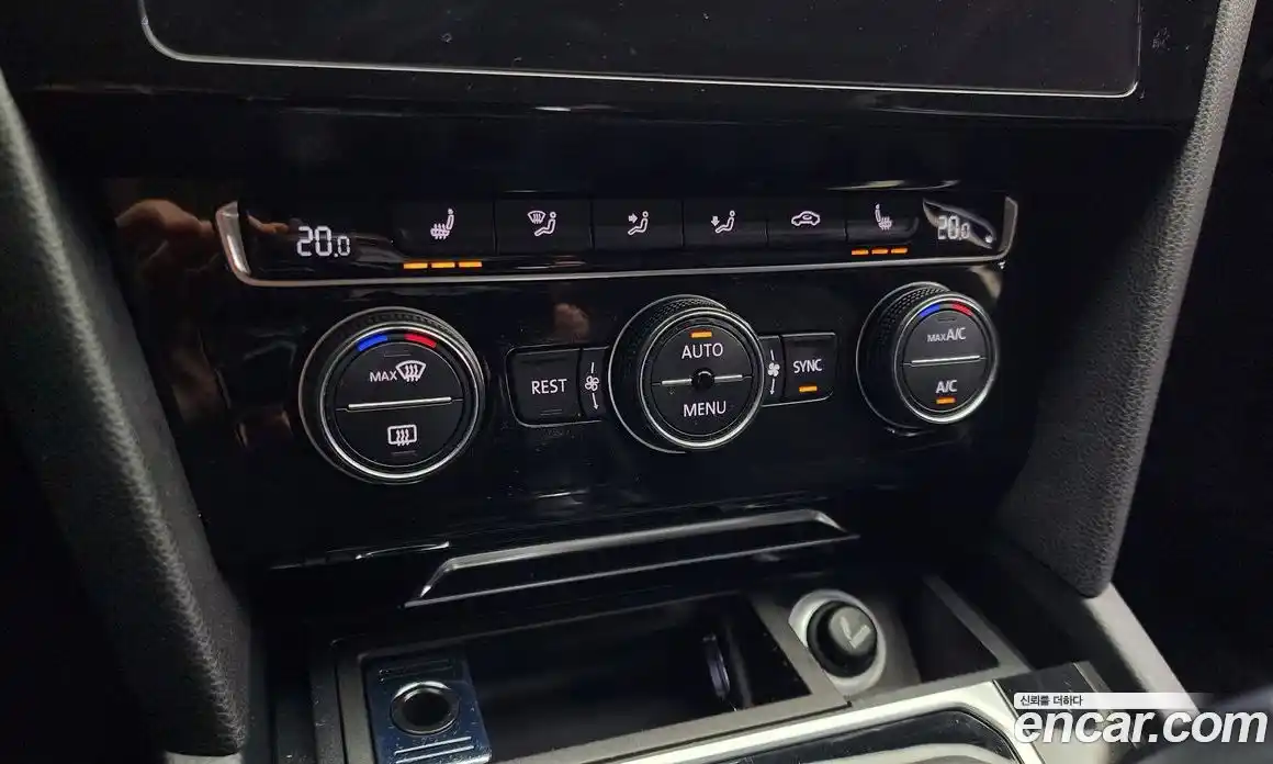 Volkswagen Passat 2018 2.0 Автомат в Москве № 215044, фото 6