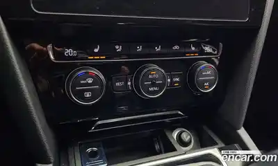 Volkswagen Passat 2018 2.0 Автомат в Москве № 215044, миниатюра 6