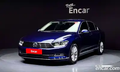 Volkswagen Passat 2018 2.0 Автомат в Москве № 215044, миниатюра 9
