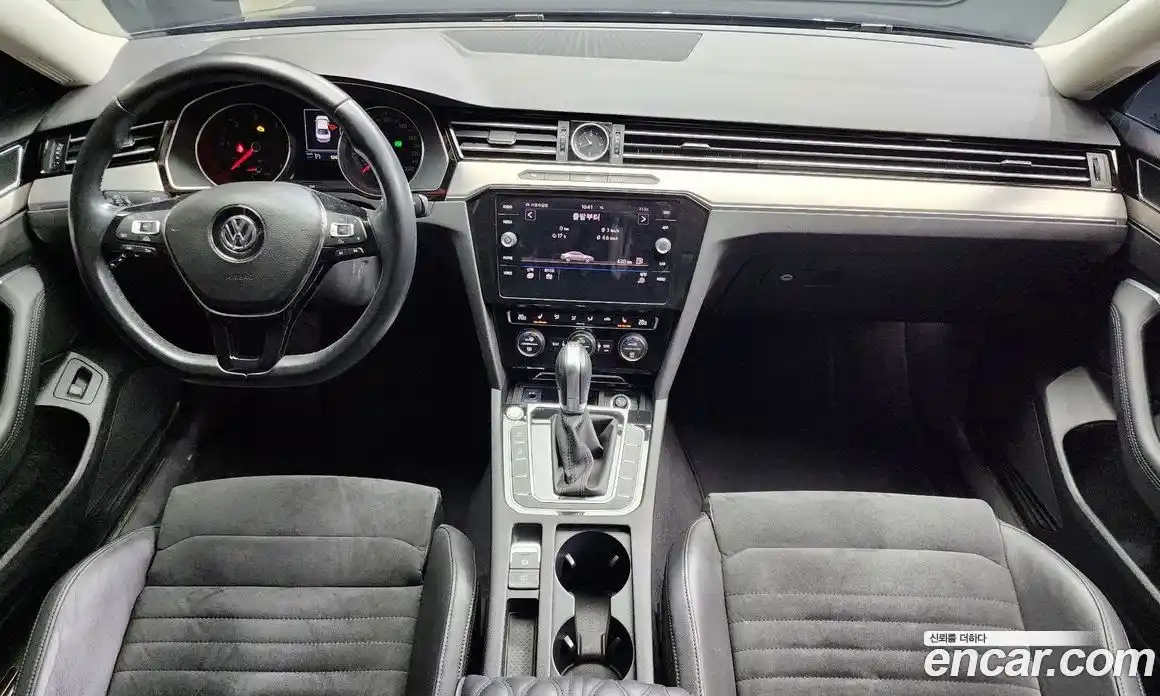 Volkswagen Passat 2018 2.0 Автомат в Москве № 215044, фото 10