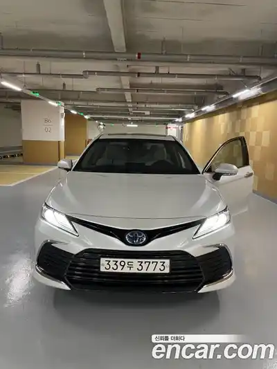 Toyota Camry 2024 2.5 Автомат в Москве № 215572, миниатюра 3