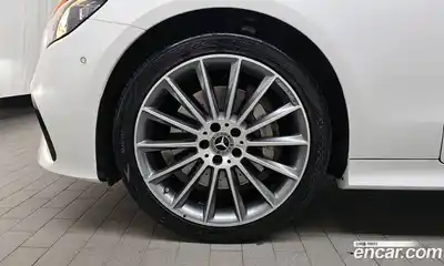 Mercedes-Benz E-Class 2023 3.0 Автомат в Москве № 216038, миниатюра 8