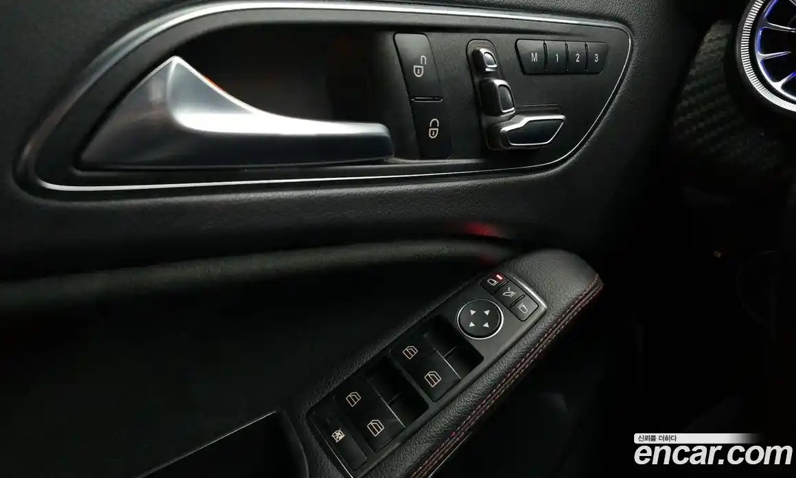 Mercedes-Benz A-Class 2018 2.0 Автомат в Москве № 216984, фото 17