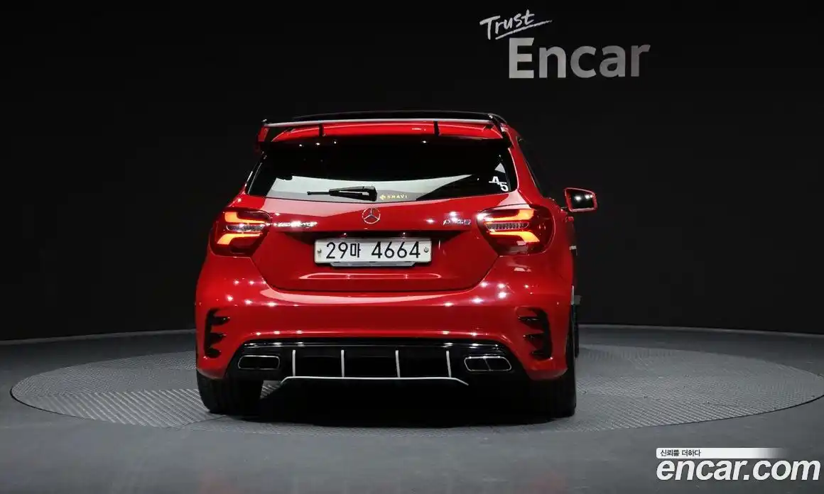 Mercedes-Benz A-Class 2018 2.0 Автомат в Москве № 216984, фото 4