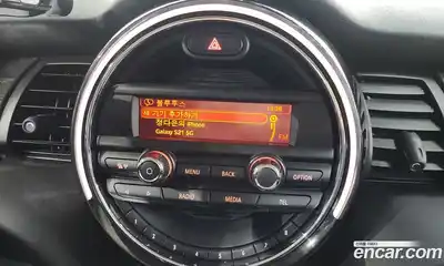 Mini Cooper 2015 1.5 Автомат в Москве № 217356, миниатюра 5