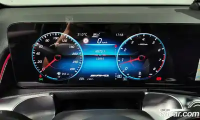 Mercedes-Benz GLB-Class 2023 2.0 Автомат в Москве № 218555, миниатюра 3