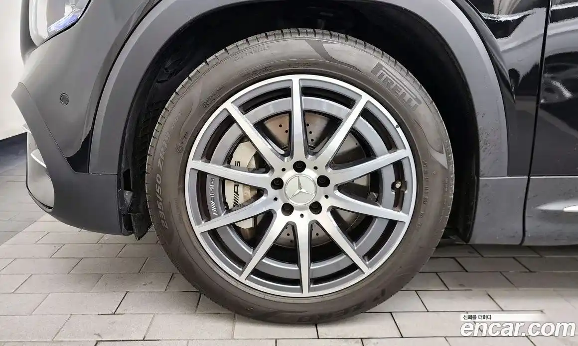 Mercedes-Benz GLB-Class 2023 2.0 Автомат в Москве № 218555, фото 4