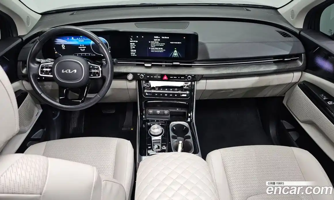 Kia Canival 2023 3.5 Автомат в Москве № 21909, фото 14