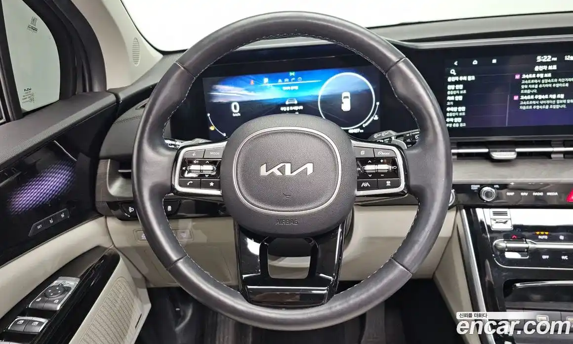 Kia Canival 2023 3.5 Автомат в Москве № 21909, фото 17