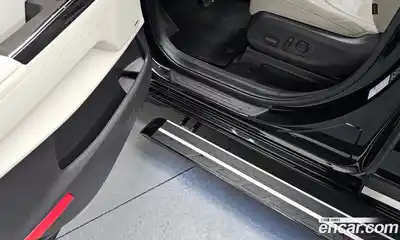 Kia Canival 2023 3.5 Автомат в Москве № 21909, миниатюра 10