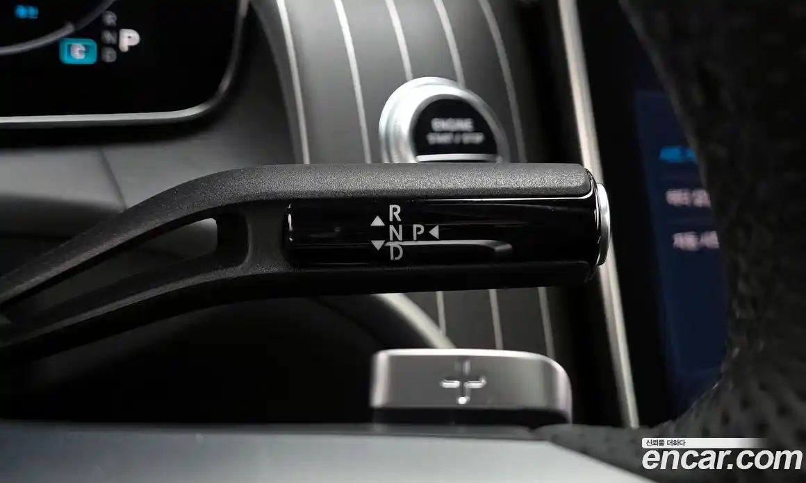 Mercedes-Benz GLC-Class 2024 2.0 Автомат в Москве № 220334, фото 9