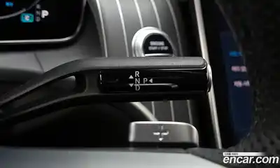 Mercedes-Benz GLC-Class 2024 2.0 Автомат в Москве № 220334, миниатюра 9