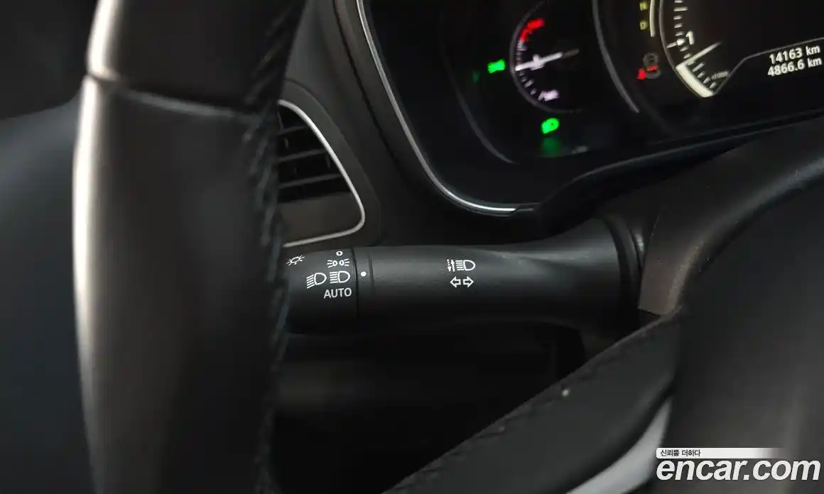 Renault QM6 2024 2.0 Автомат в Москве № 220508, фото 12