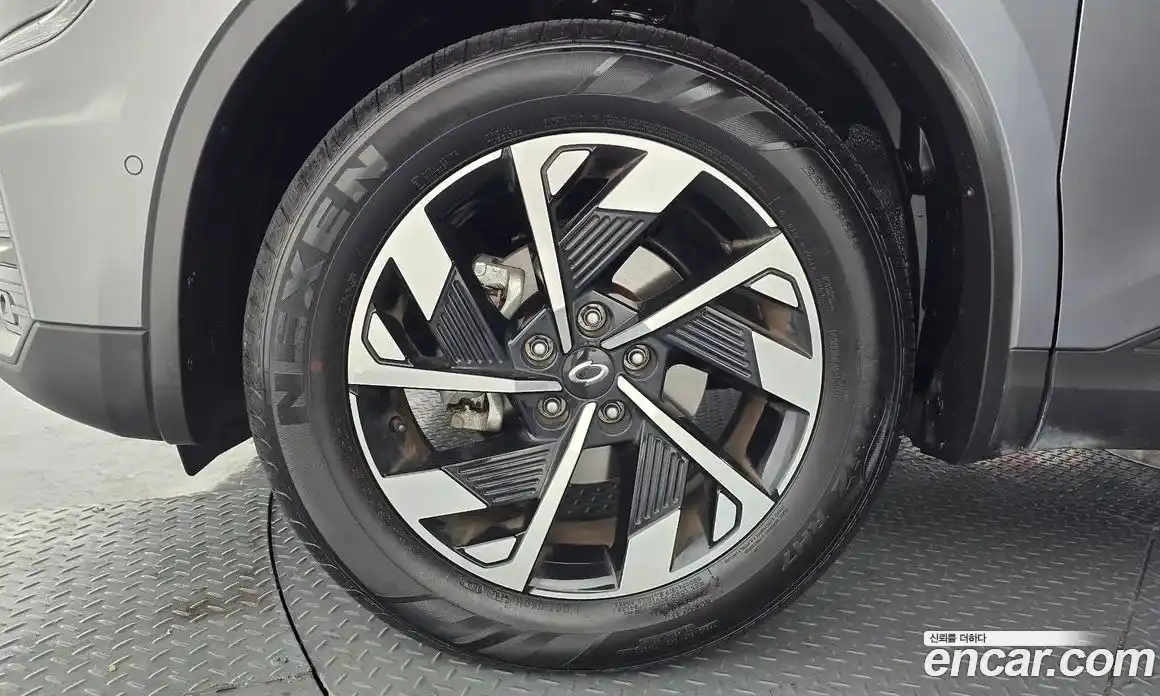 Renault QM6 2024 2.0 Автомат в Москве № 220508, фото 13