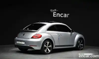 Volkswagen Beatle 2014 2.0 Автомат в Москве № 224102, миниатюра 2