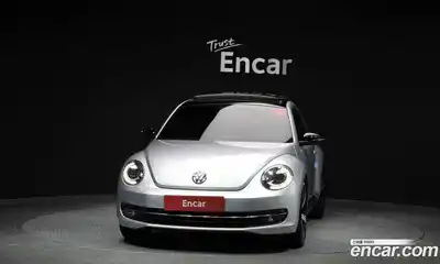 Volkswagen Beatle 2014 2.0 Автомат в Москве № 224102, миниатюра 3