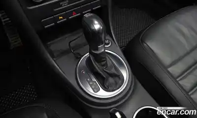 Volkswagen Beatle 2014 2.0 Автомат в Москве № 224102, миниатюра 9