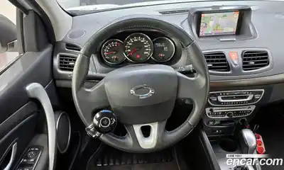 Renault SM3 2010 1.6 Автомат в Москве № 226047, миниатюра 2